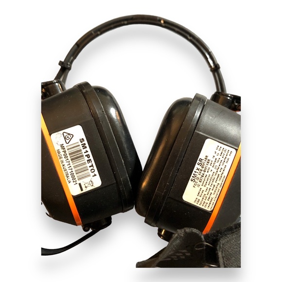 2 pairs of Sensear SM1X SR headset to headset communication - Picture 3 of 10